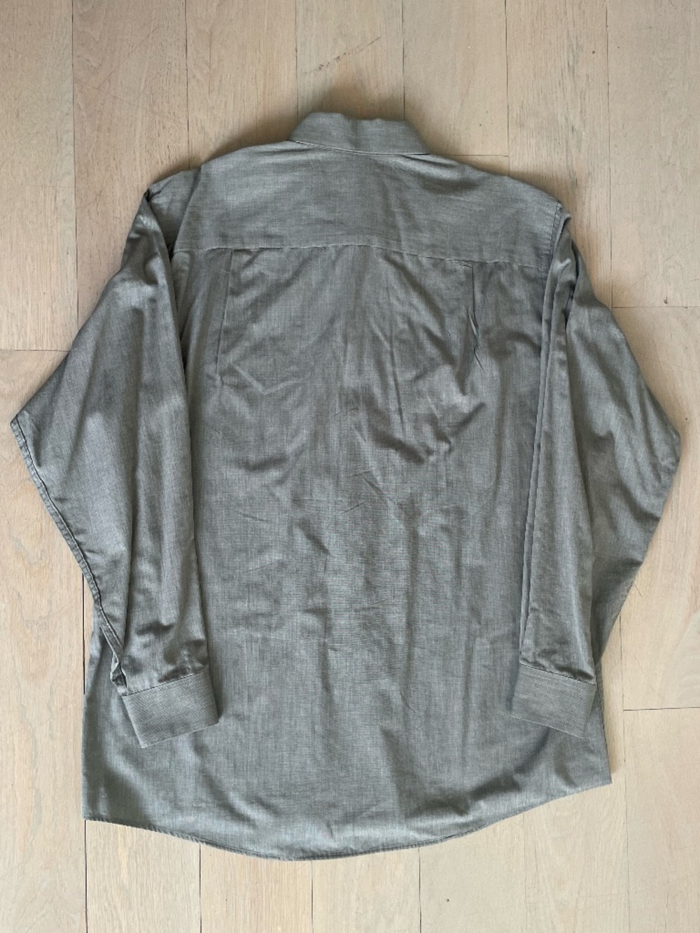 5 Men's Long-Sleeve Button Down Shirts 16.5 34/35 (Van Heus, C Klein, Ken Cole) - Picture 13 of 16